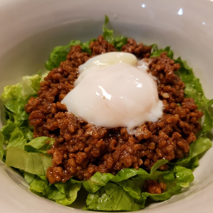 ピリ辛！肉味噌丼